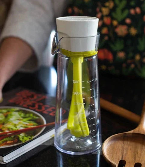 Chef'n Emulstir Salad Dressing Mixer