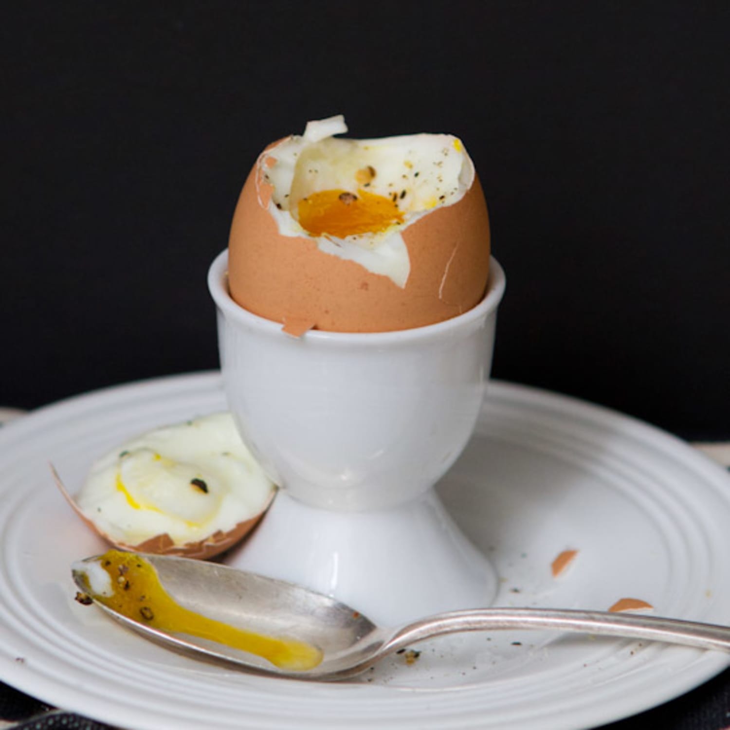 Maxwell & Williams White Basics Egg Cup